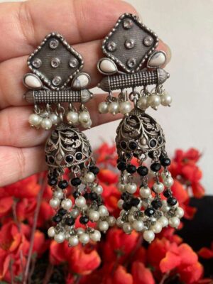 Jhalar_Jhumky_Midnight_Black2