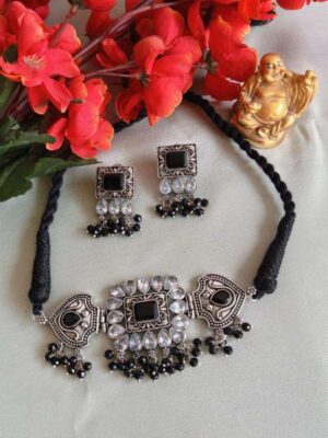 Midnight Black Choker Set