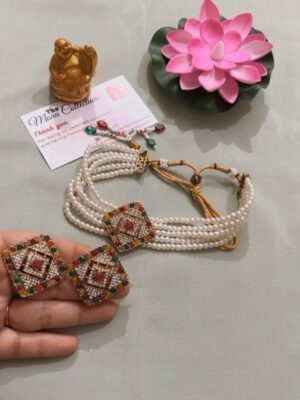 Multi-Pearl Chokar 001