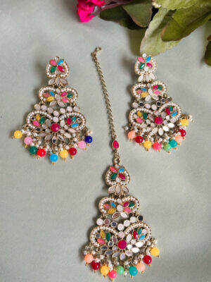 Kamya_Multicolor_Earrings_001