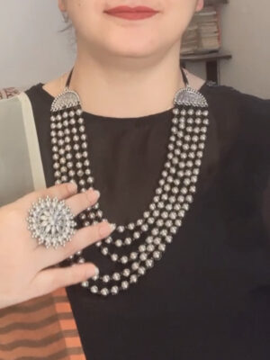 Oyster_Silver_Pearl_Multilayer_Necklace_001