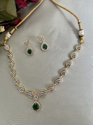 Royal_Jerkan_Golden_Necklace