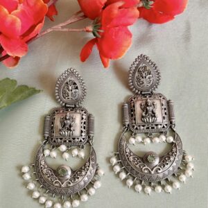 Dazzling_Lightweight_Earrings_001