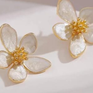 Plumeria Office Wear Studs-001