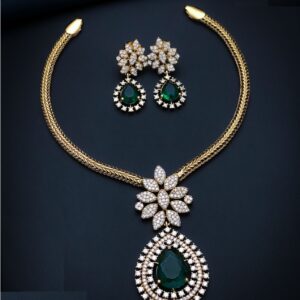 Bhagyashri Pendant Emerald Necklace 001