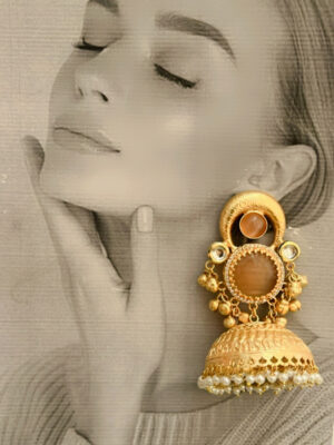 Gauri Lightweight Brass Jhumky Earrings (in Peach) 001