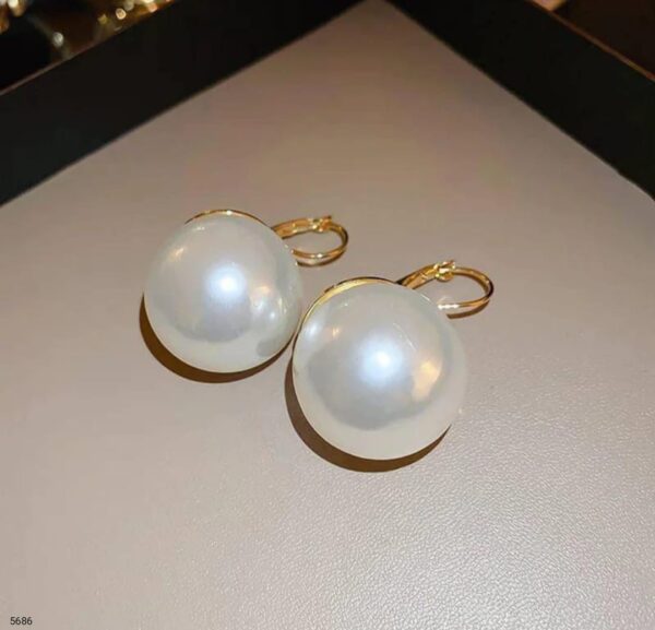 Classic Pearl Pop Korean Earrings001