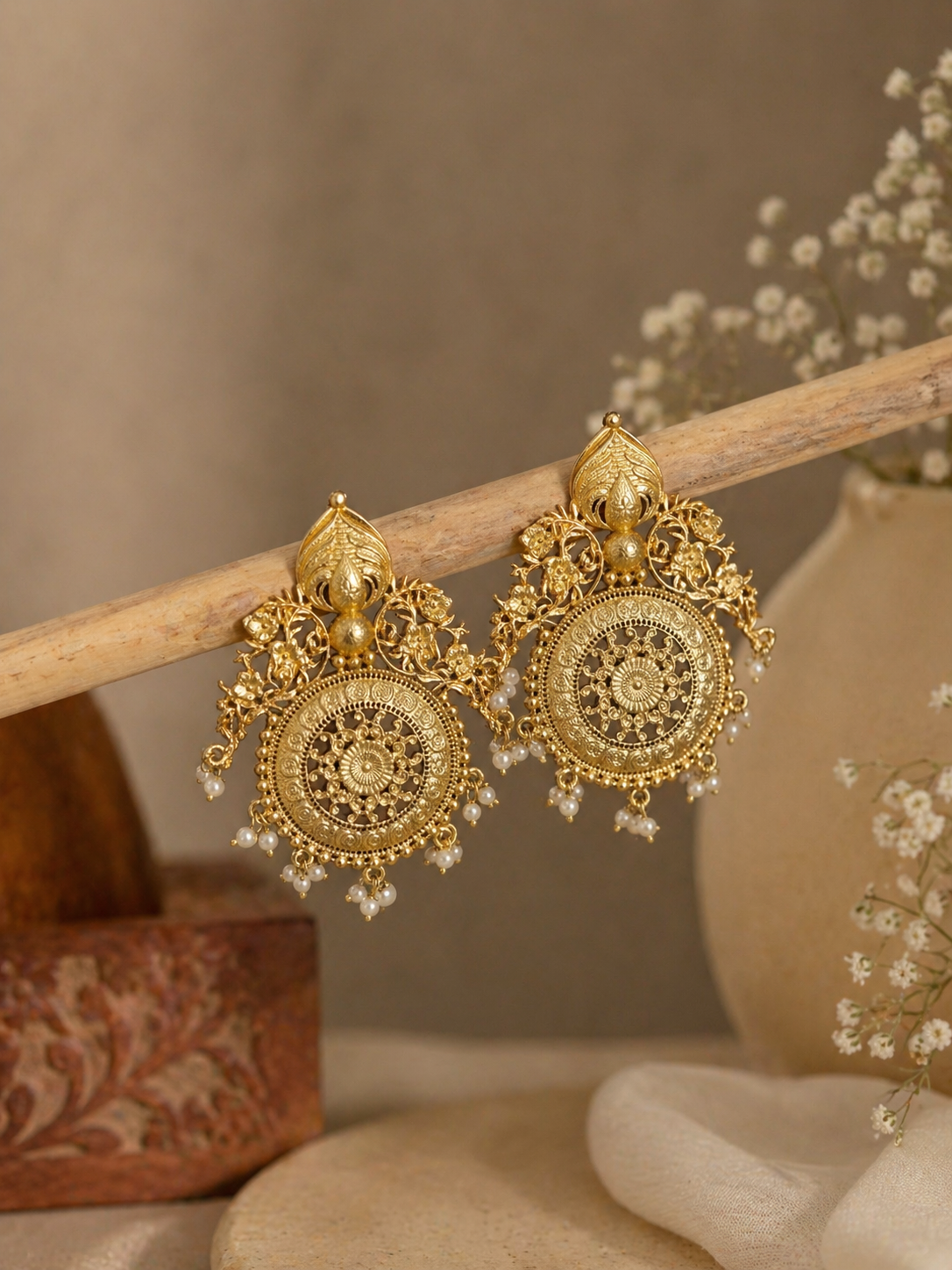 Kanak Statement Earrings 001